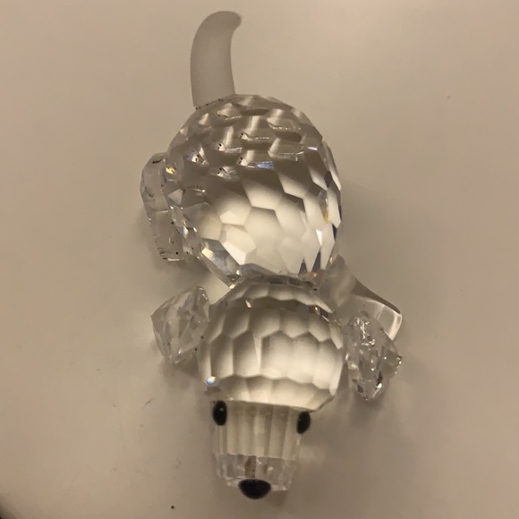 Unusual gift : Authentic Swarovski’s ‘sniffing dog’. - Picture 9 of 10